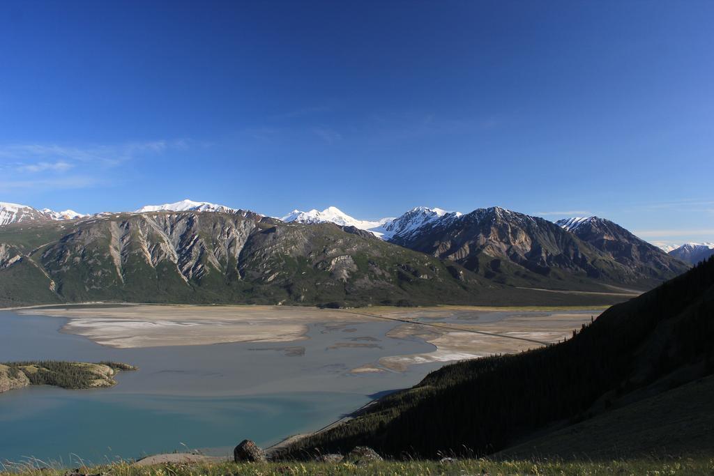 Parkside Inn Haines Junction Kültér fotó