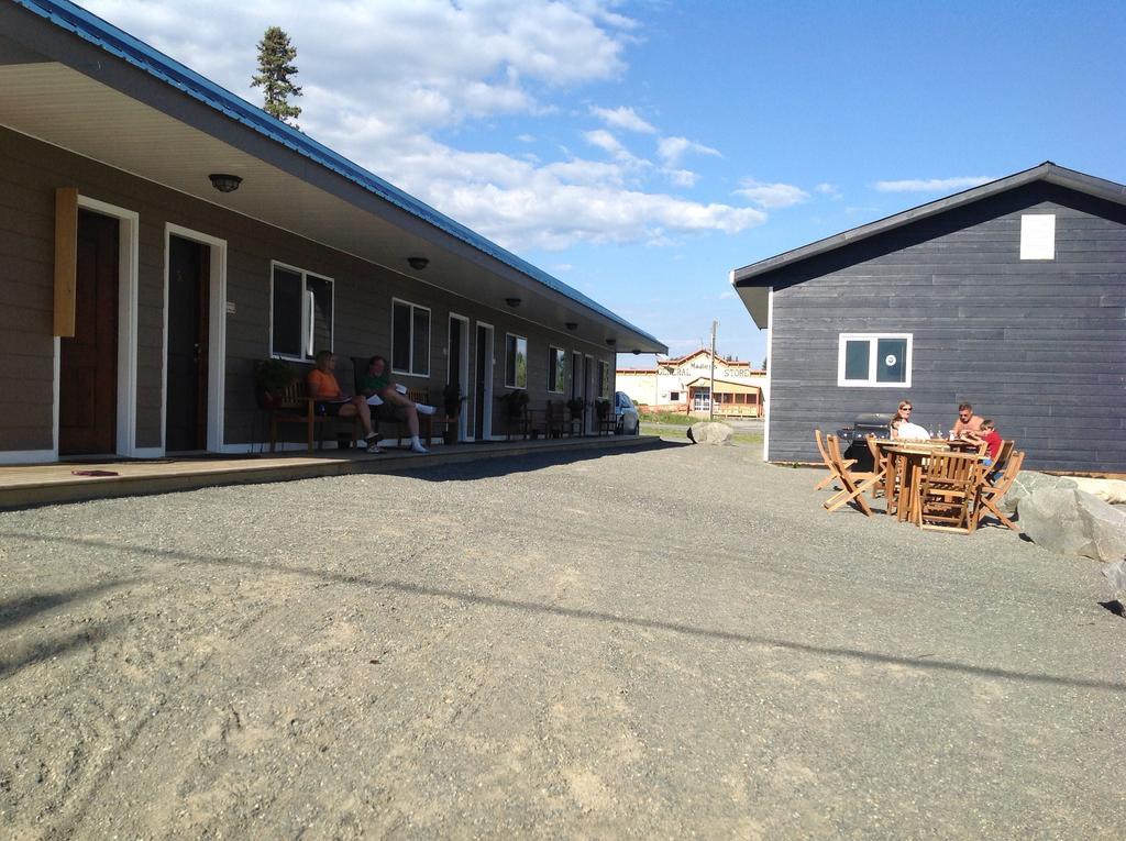 Parkside Inn Haines Junction Kültér fotó